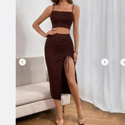 Fashion Sexy Hot Girl Exposed Navel Tee Dress Slim Fit Sleeveless Split Mid-Length Dress Set Women