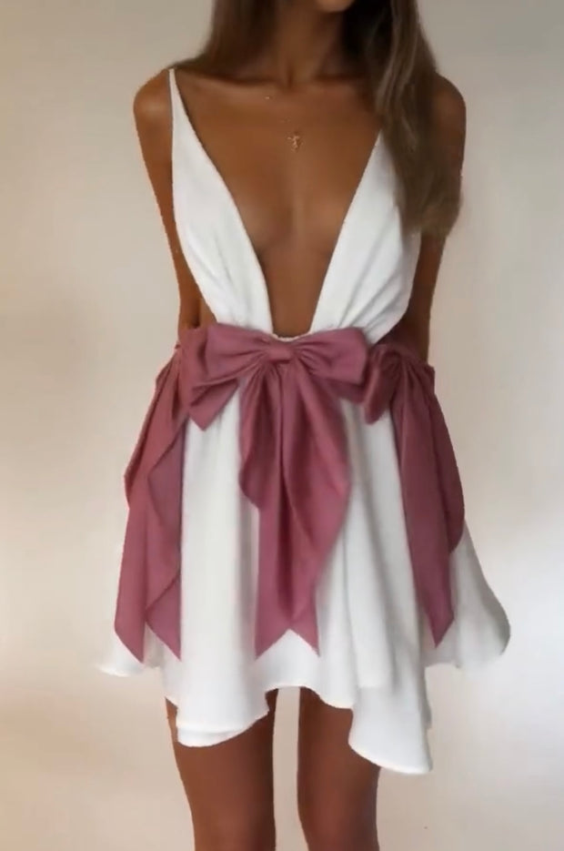 Sling Deep V Three-Dimensional Flower Waist Hollow Skirt