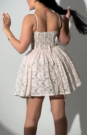 Sexy Lace Sling Backless Waist Trimming Dress
